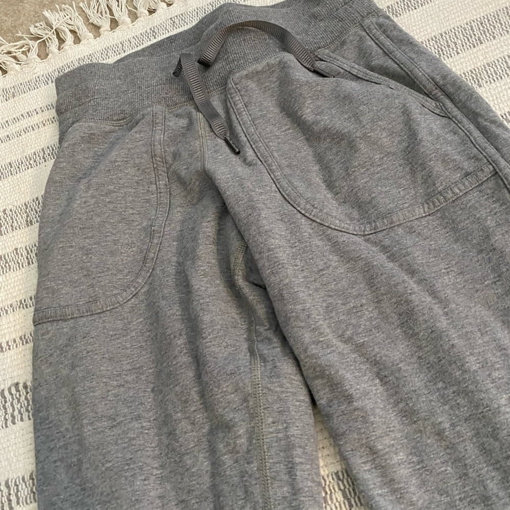 Lululemon joggers